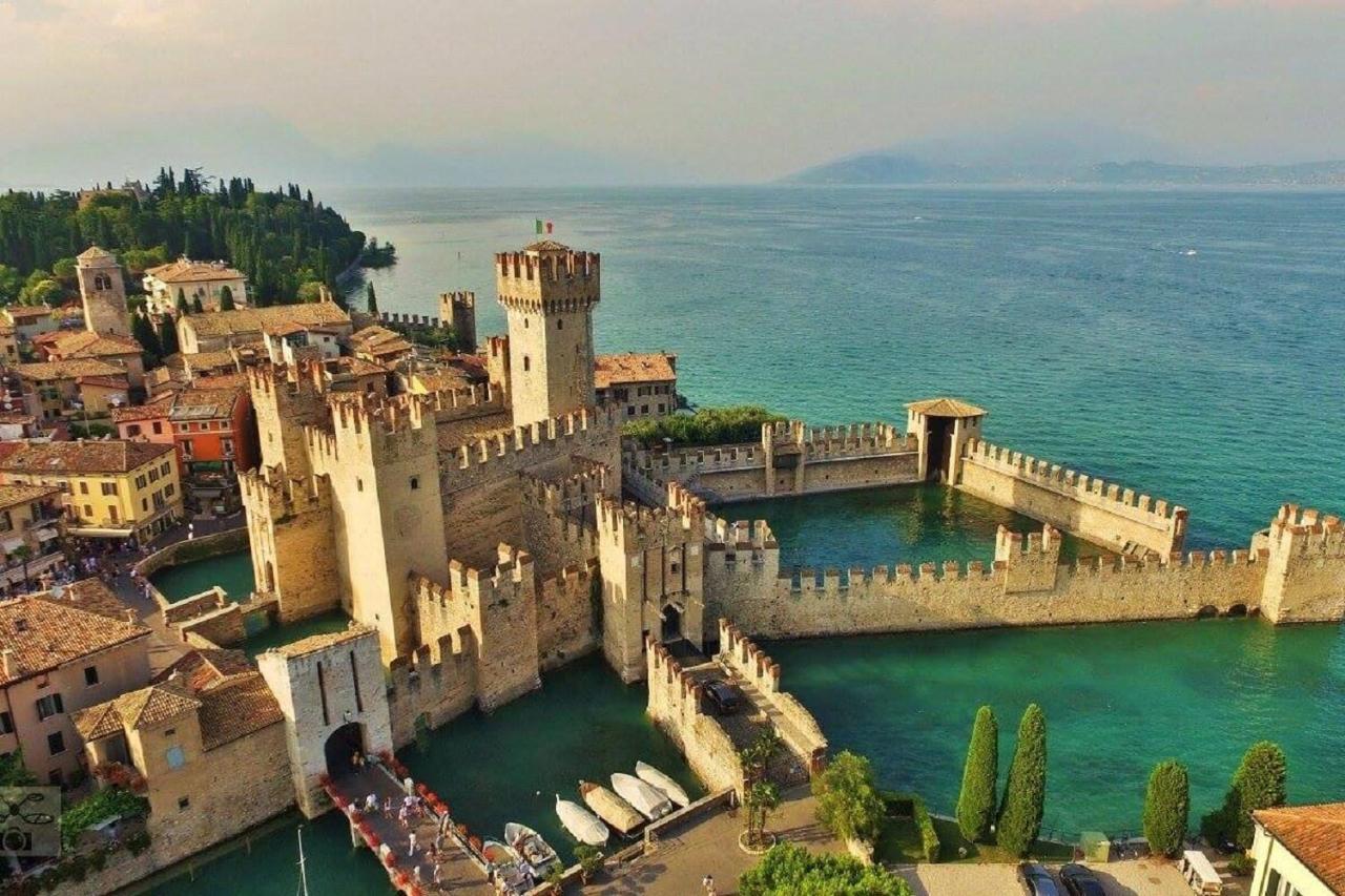 Suite Mimosa Con Piscina - Affitti Brevi Italia Sirmione Exteriör bild